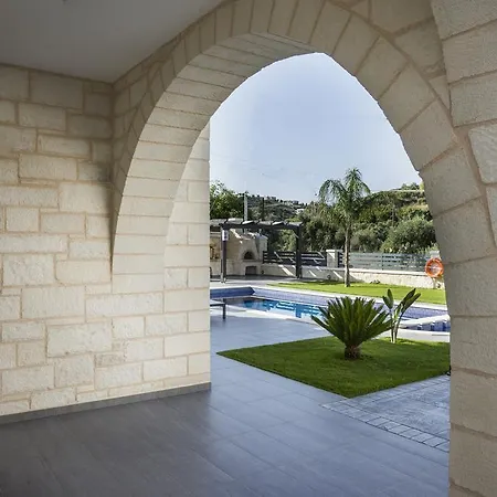 Villa-azalea Almirida